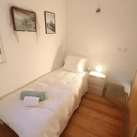 Tiny House Apartment Nazaré Exterior photo